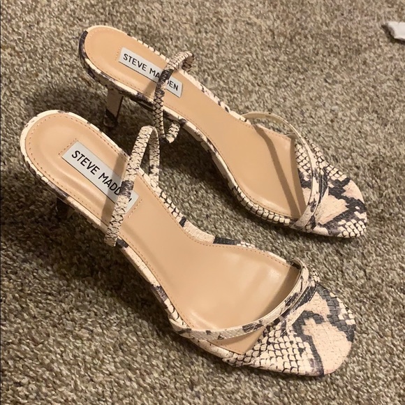 Steve Madden Shoes - Steve Madden Kitten heels Snake print Sandals